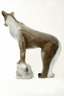 Leitold Wolf, auf Stein stehend-2