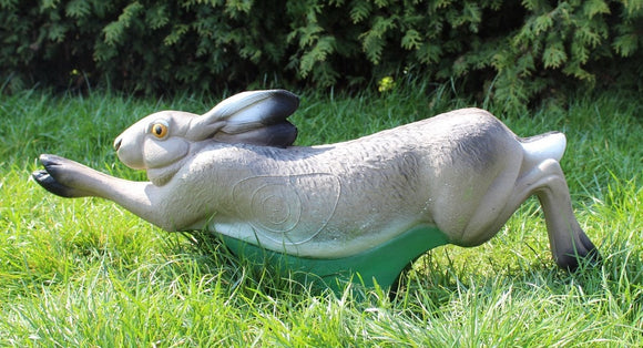 NaturFoam Hase, rennend