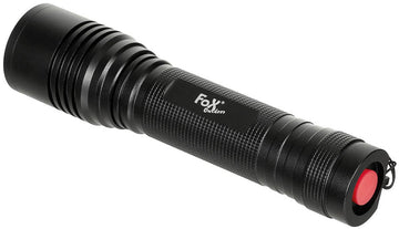 Robuste Taschenlampe mit SOS Modus und 1000 Lumen Helligkeit